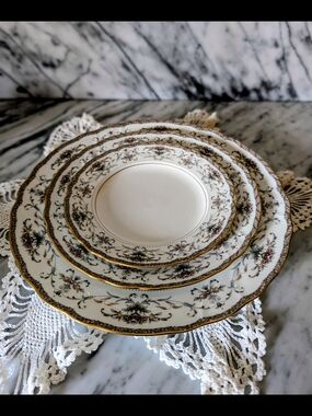 Authentic Vintage Noritake “Astorbrook” 4 Set of Plates